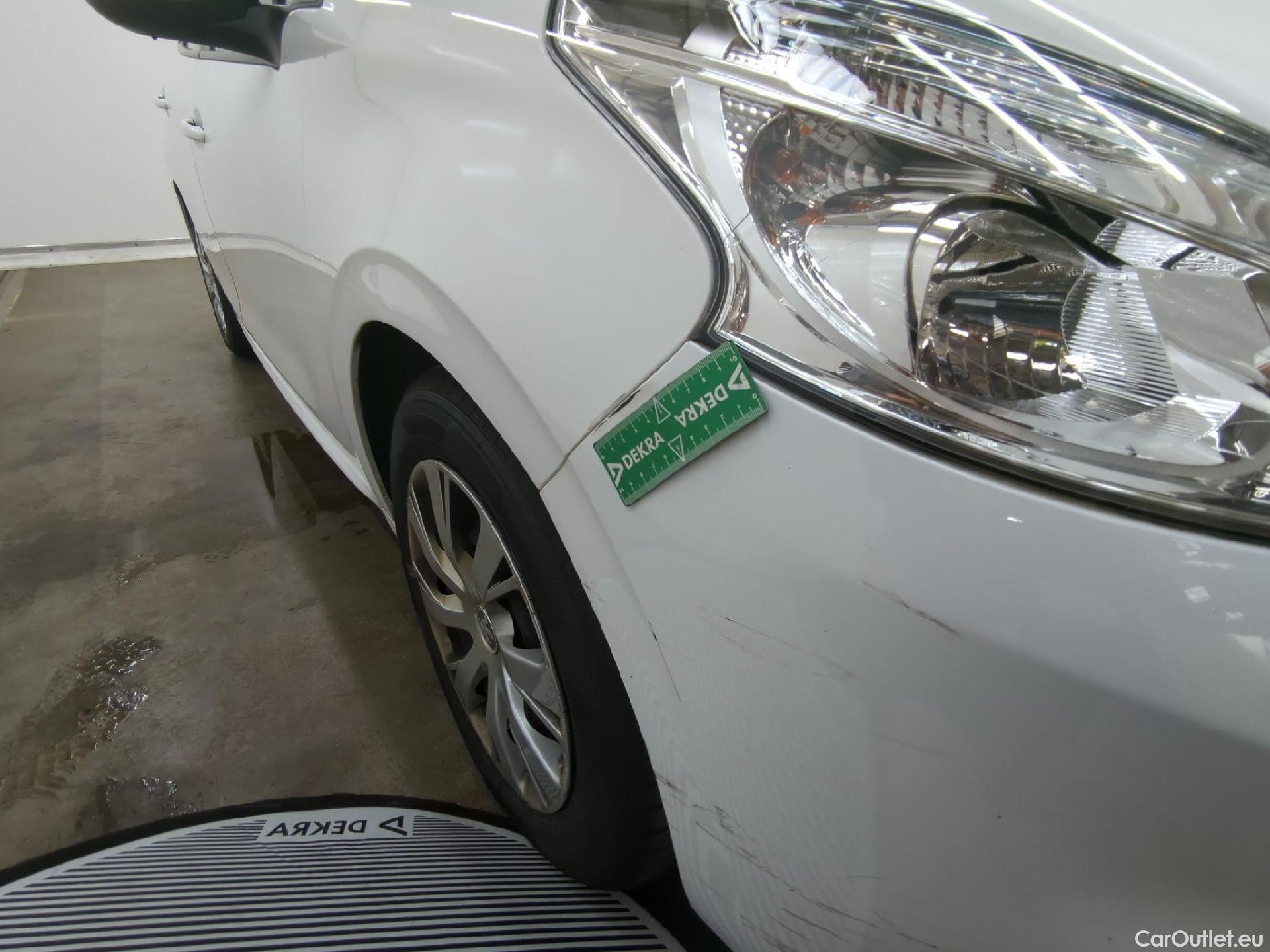  Peugeot  208  Affaire Premium Pack 1.2 80CV BVM5 E6dT #14