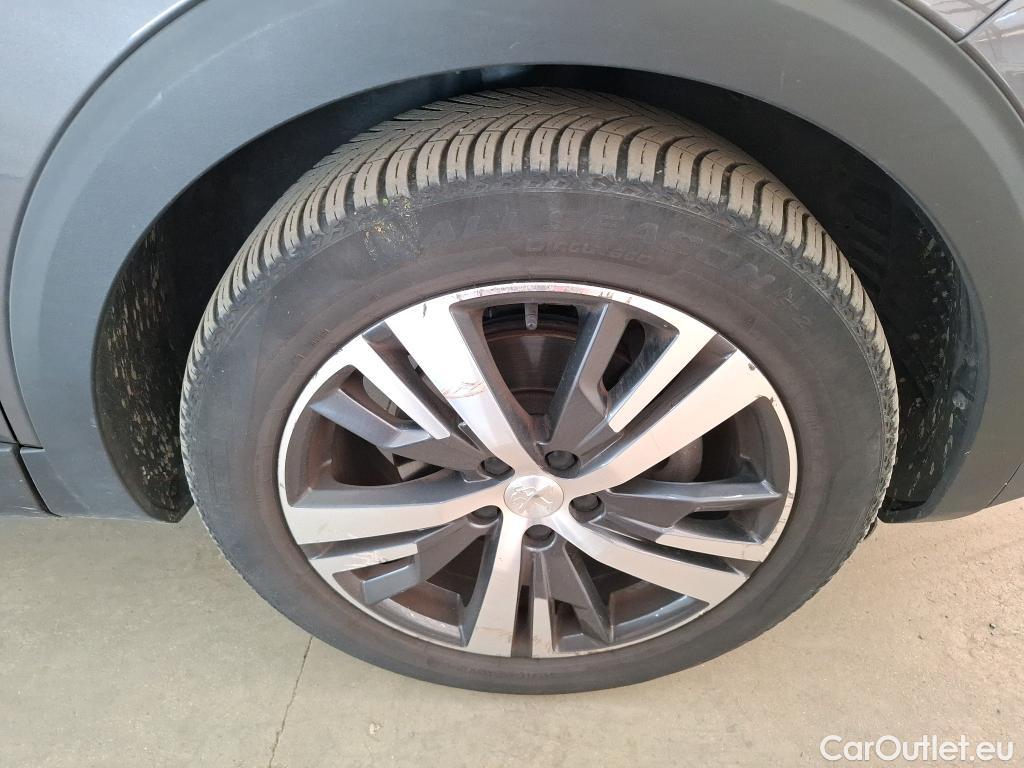  Peugeot  5008  Allure Pack 1.5 HDi 130CV BVA8 7 Sieges E6d #35