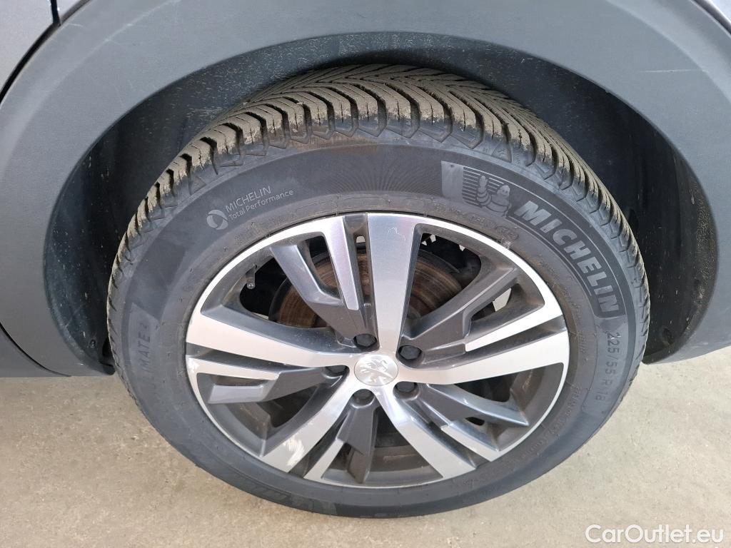  Peugeot  5008  Allure Pack 1.5 HDi 130CV BVA8 7 Sieges E6d #47