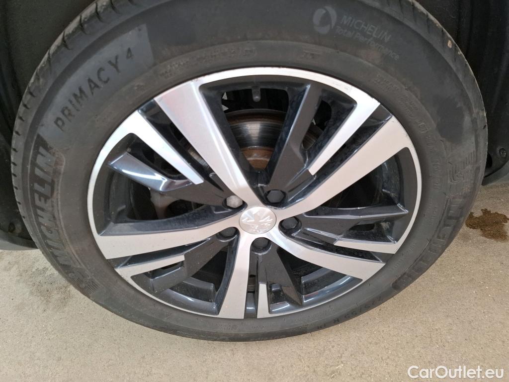  Peugeot  5008 PEUGEOT  / 2016 / 5P / SUV BlueHDi 130 S&S ALLURE #18