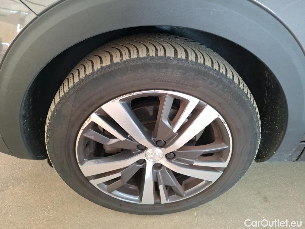  Peugeot  5008  Allure Pack 1.5 HDi 130CV BVA8 7 Sieges E6d #20