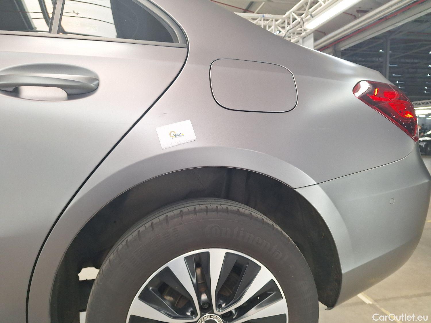  Mercedes  A-Klasse Mercedes, A-Class Berline '18, Mercedes-Benz  Limousine A 200d Business S #8