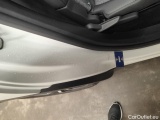  Peugeot  5008 Peugeot  1.5 BlueHDi 96kW S&S EAT8 Allure 5d #39