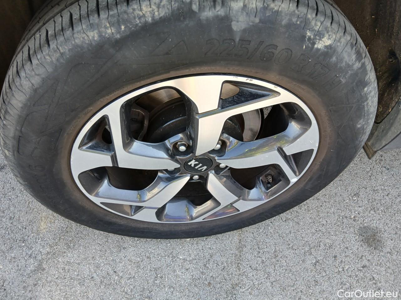  KIA  Sportage  Drive Plus 2WD 1.6 CRDi 135CV MT6 E6dT #48