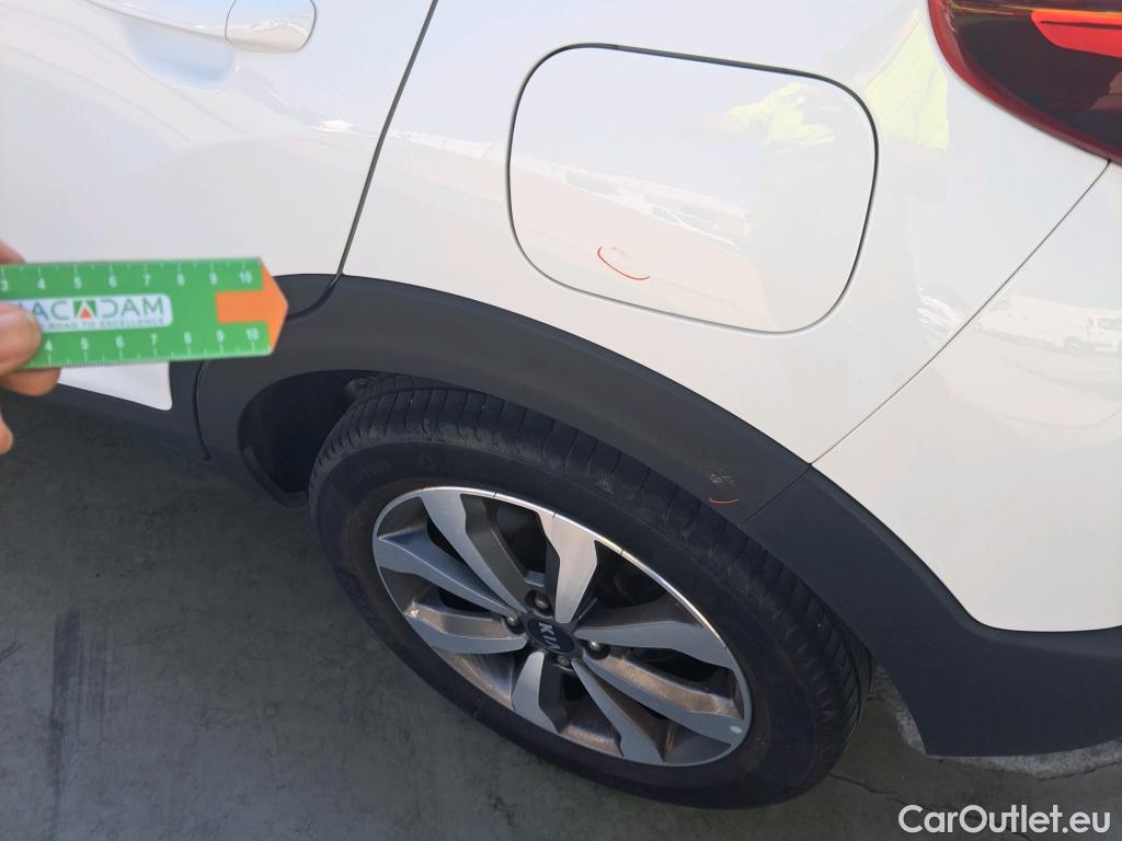  KIA  STONIC KIA  / 2017 / 5P / todoterreno 1.0 T-GDi 88kW (120CV) MHEV iMT Drive #20