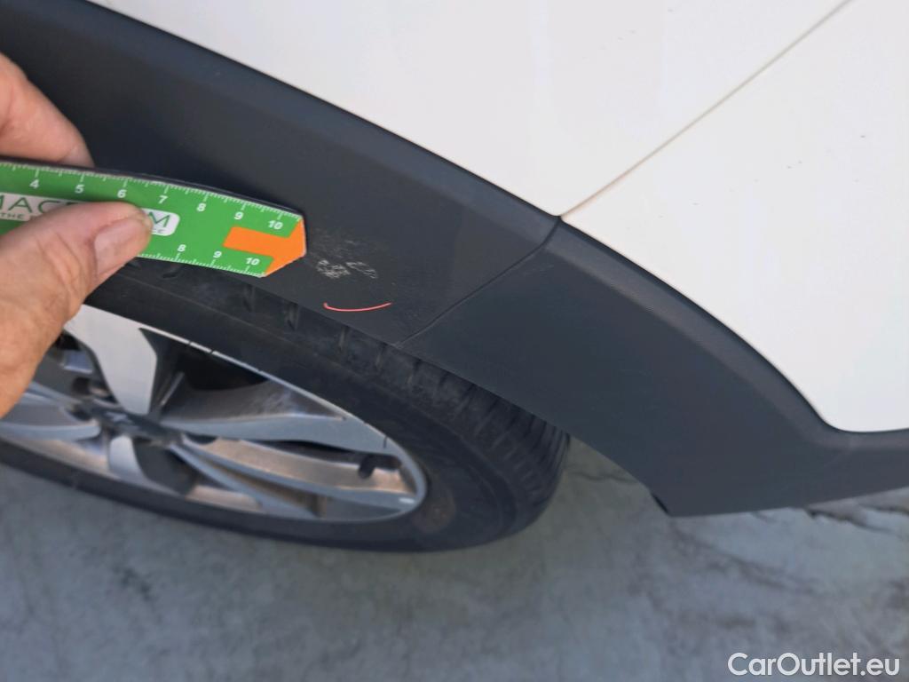  KIA  STONIC KIA  / 2017 / 5P / todoterreno 1.0 T-GDi 88kW (120CV) MHEV iMT Drive #21