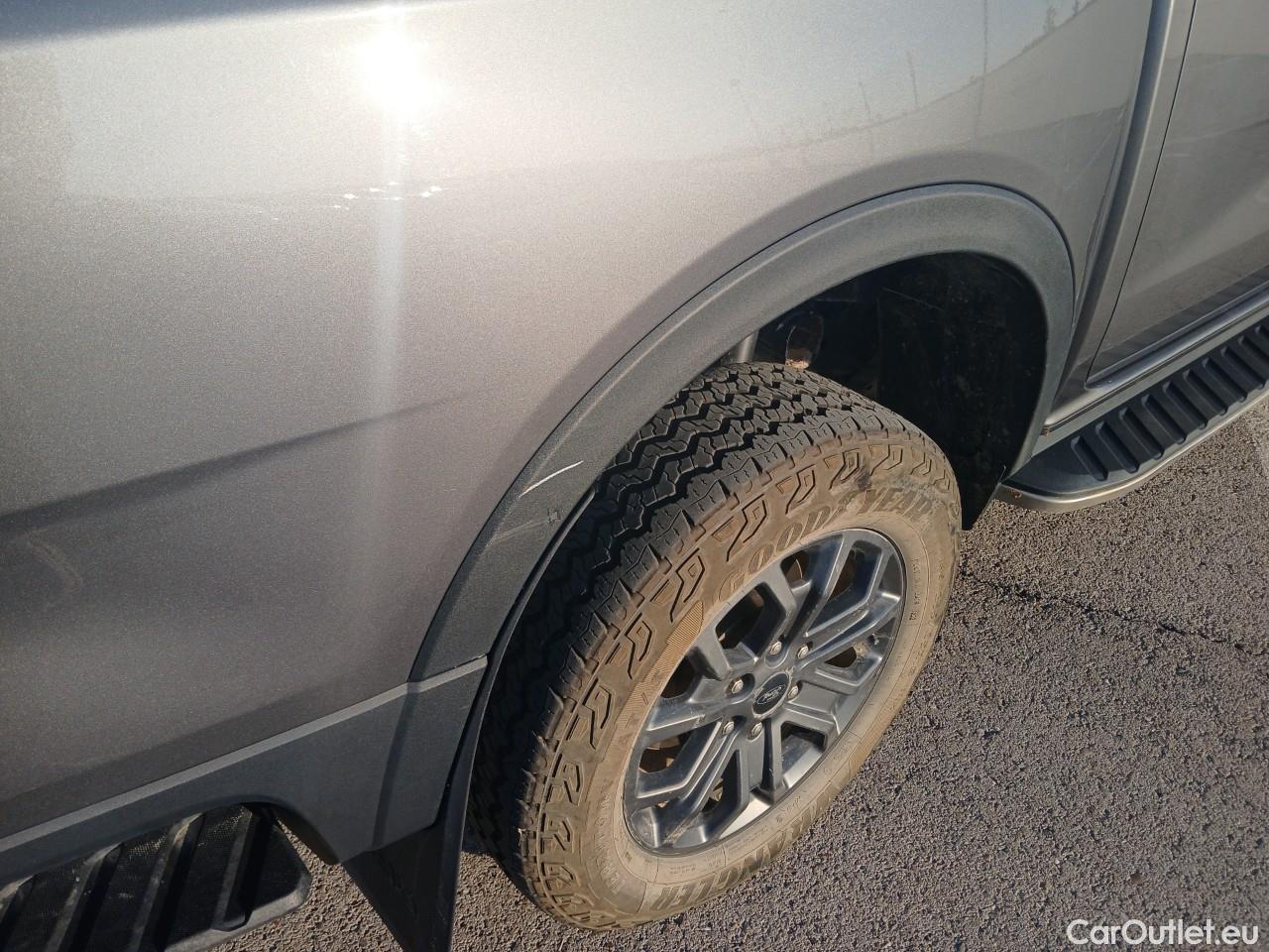  Ford  Ranger  Wildtrak e-AWD Doble Cabina 2.0 Ecoblue 205CV AT10 E6d  #26