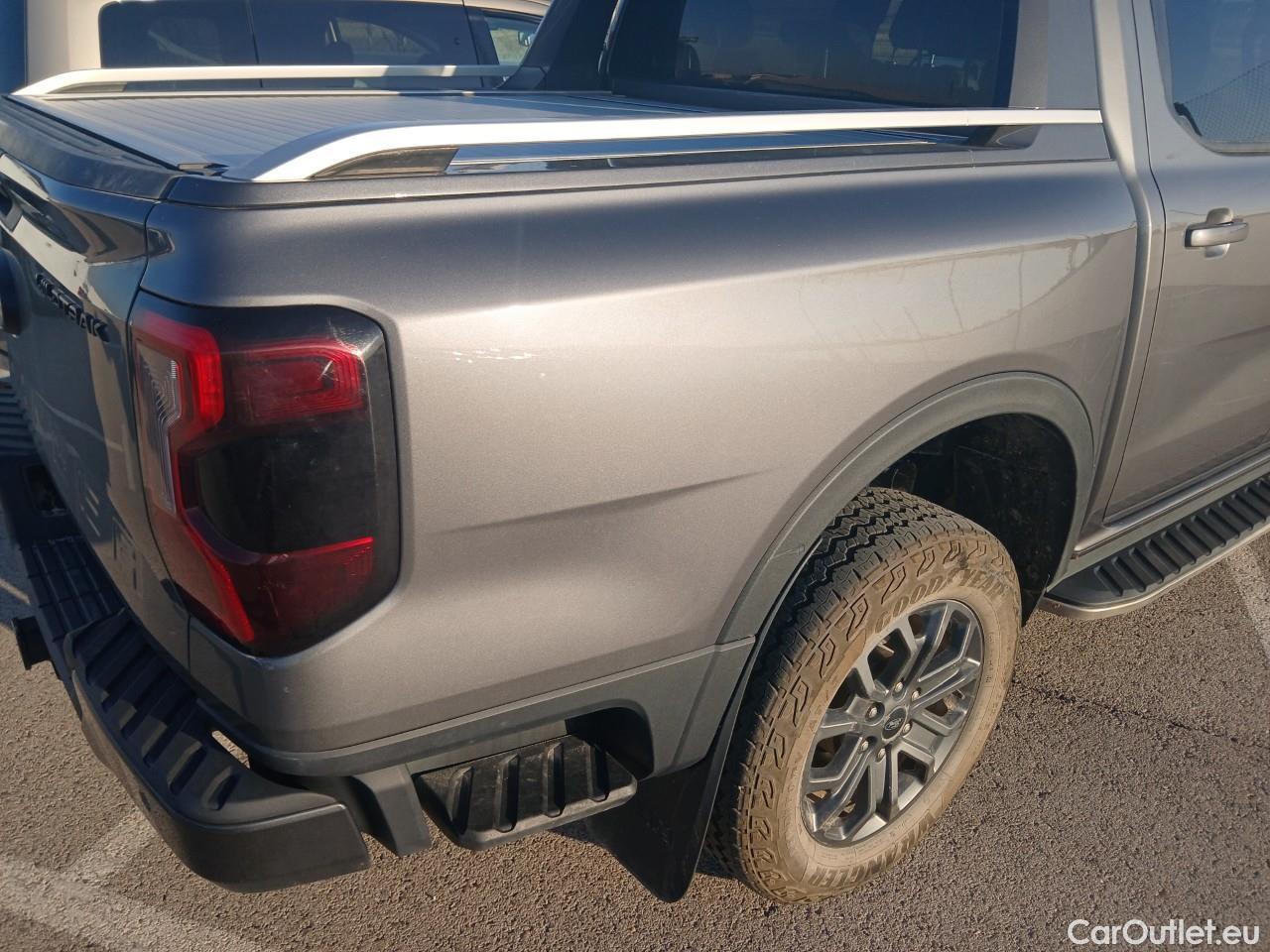  Ford  Ranger  Wildtrak e-AWD Doble Cabina 2.0 Ecoblue 205CV AT10 E6d  #24