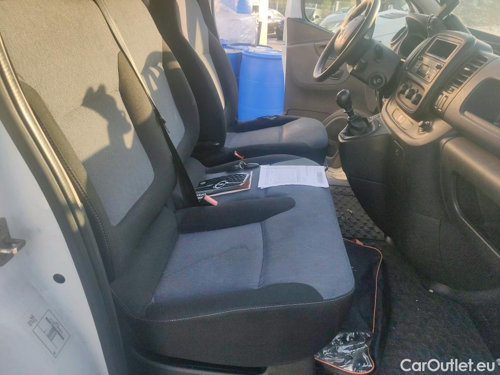  Opel  Vivaro OPEL  VU 4p 2G furgón 1.6CDTI 88kW (120CV) Expressio L1H1 2.7t #26