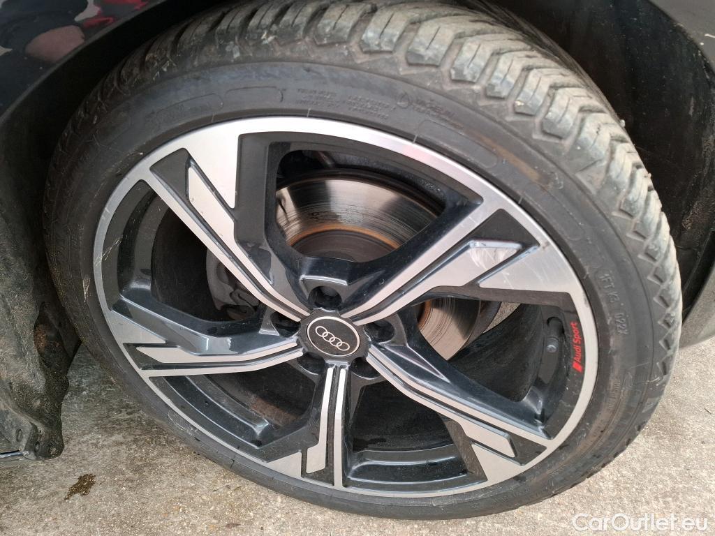  Audi  A4  Avant 35 TDI S Line 2.0 TDI 165CV BVA7 E6d #18