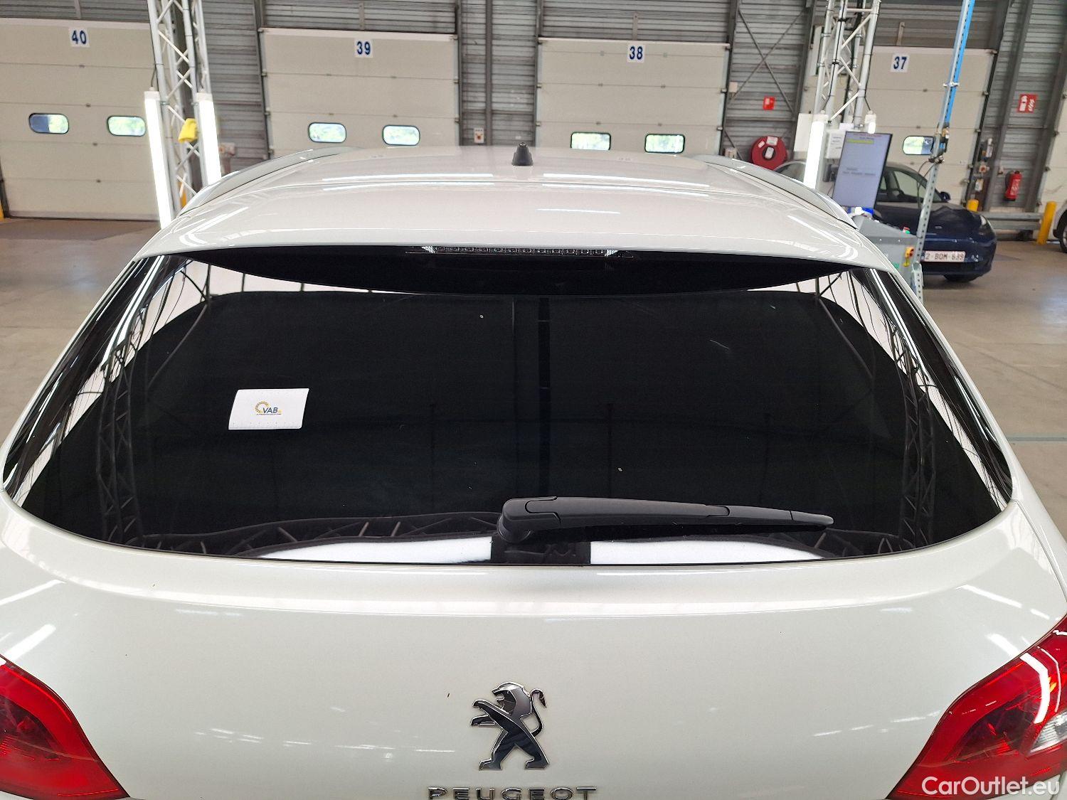  Peugeot  308 Peugeot,  SW FL'17, Peugeot  SW 1.5 BlueHDi 130 S&S EAT8 Allure 5d #23
