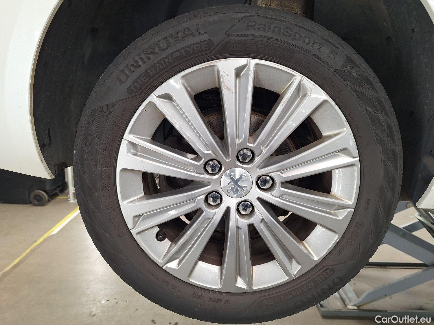  Peugeot  308 Peugeot,  SW FL'17, Peugeot  SW 1.5 BlueHDi 130 S&S EAT8 Allure 5d #4