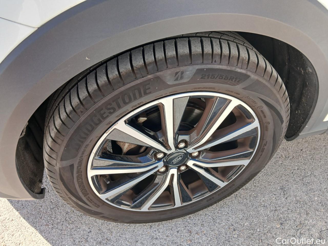  Land Rover  Discovery FORD Puma / 2019 / 5P / todoterreno 1.0 EcoBoost 92kW (125cv) Titanium MHEV #24