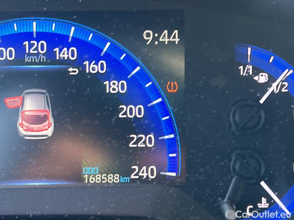  Toyota  Corolla TOYOTA  1.8 125H ACTIVE TECH E-CVT #29