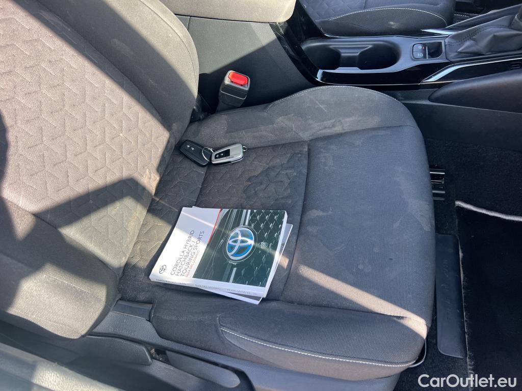  Toyota  Corolla TOYOTA  1.8 125H ACTIVE TECH E-CVT #27