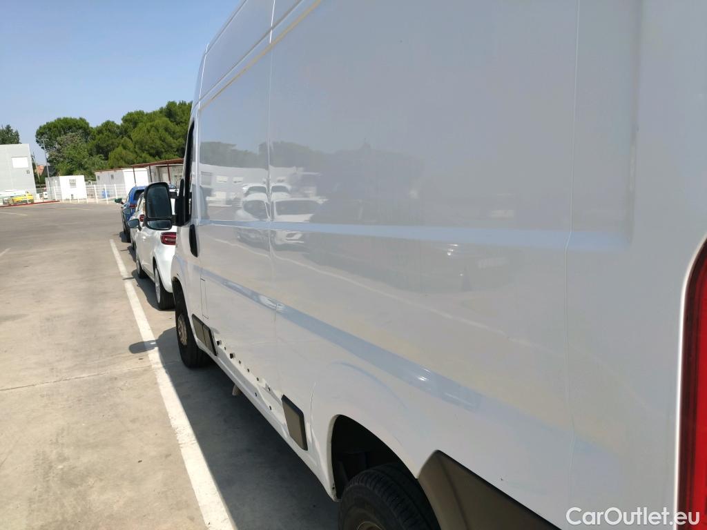  Fiat  Ducato FIAT  / 2014 / 4P / furgón Furgón 35 Medio 100kW (140CV) Nat. Power #14