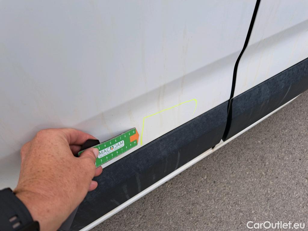  Citroen  Berlingo CITROEN  / 2018 / 4P / combi Talla M BlueHDi 100 S&S LIVE (IND) #12