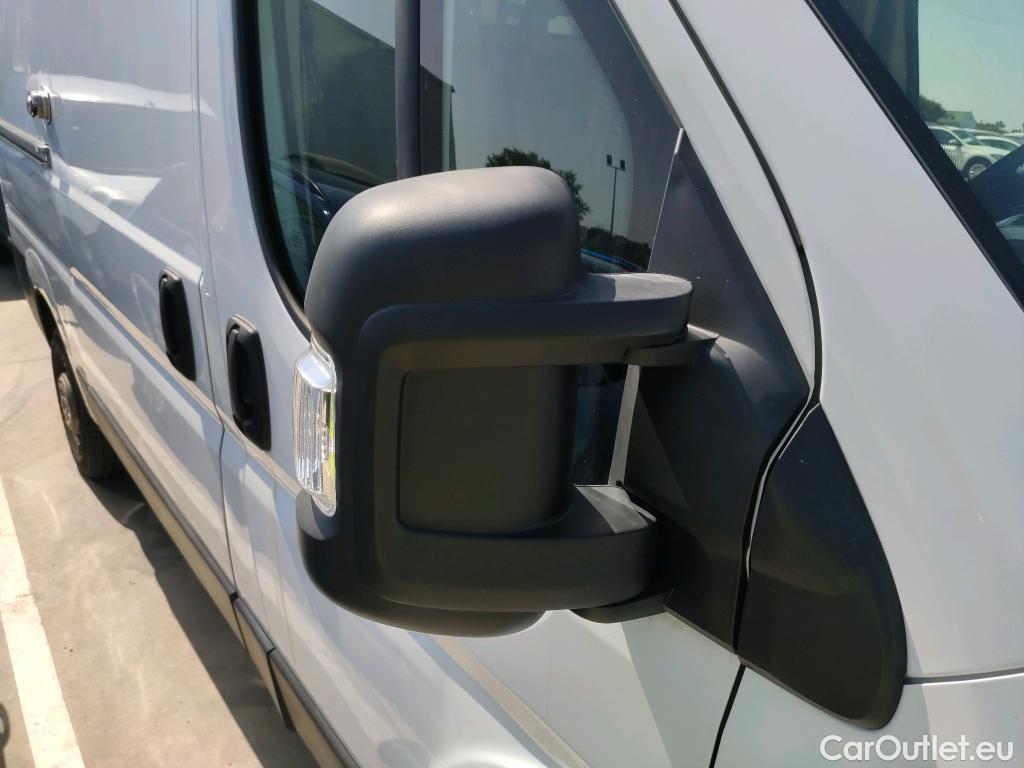  Fiat  Ducato FIAT  / 2014 / 4P / furgón Furgón 35 Medio 100kW (140CV) Nat. Power #16