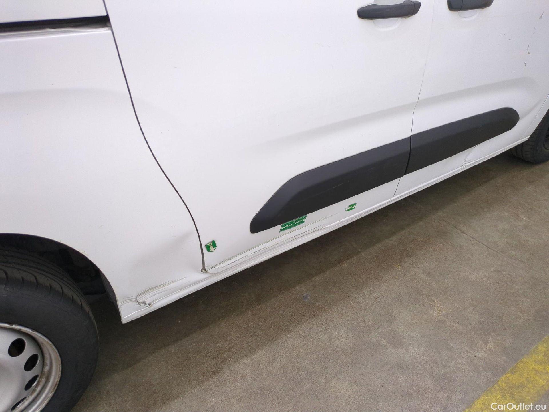  Citroen  Berlingo  Fourgon Club XL 950 1.5 BlueHDi 100CV BVM5 E6dT #26