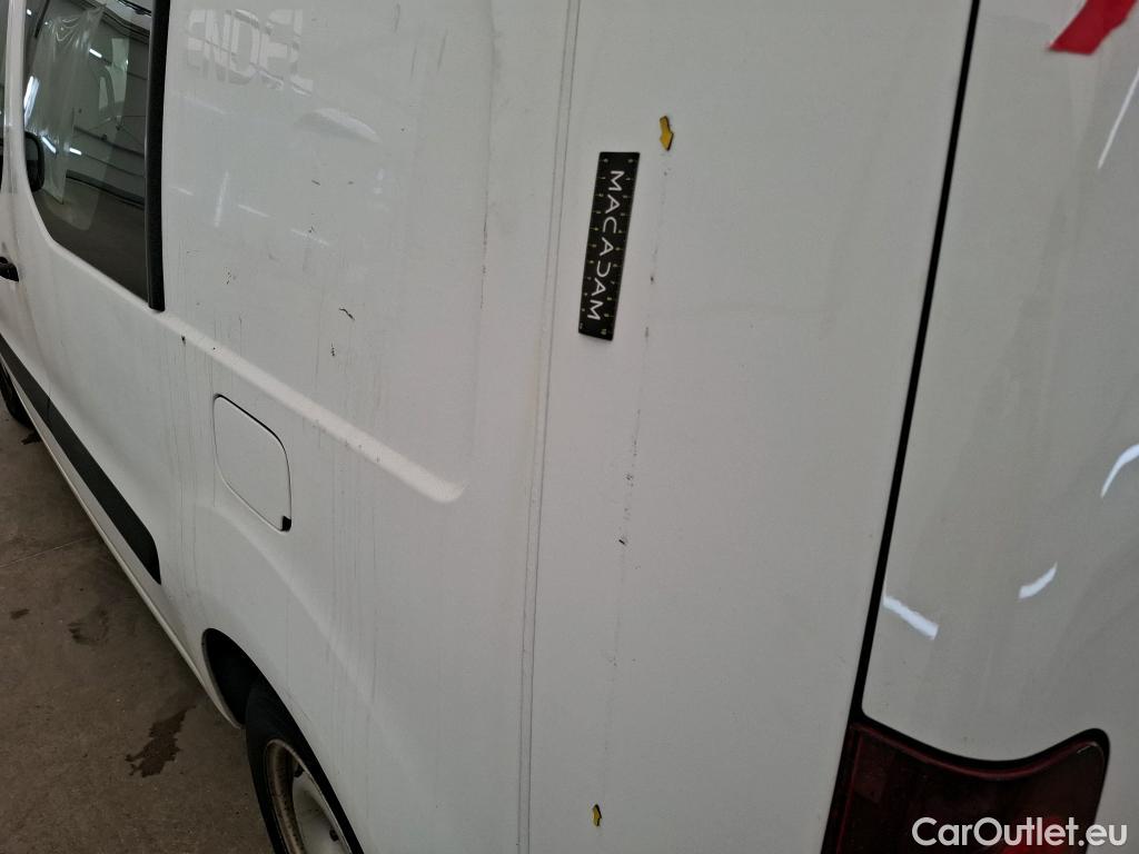  Citroen  Berlingo CITROEN  Cabine Approfondie VU 4p Fourgonnette BlueHDi 100 BVM Confort Cabine App. XL #31