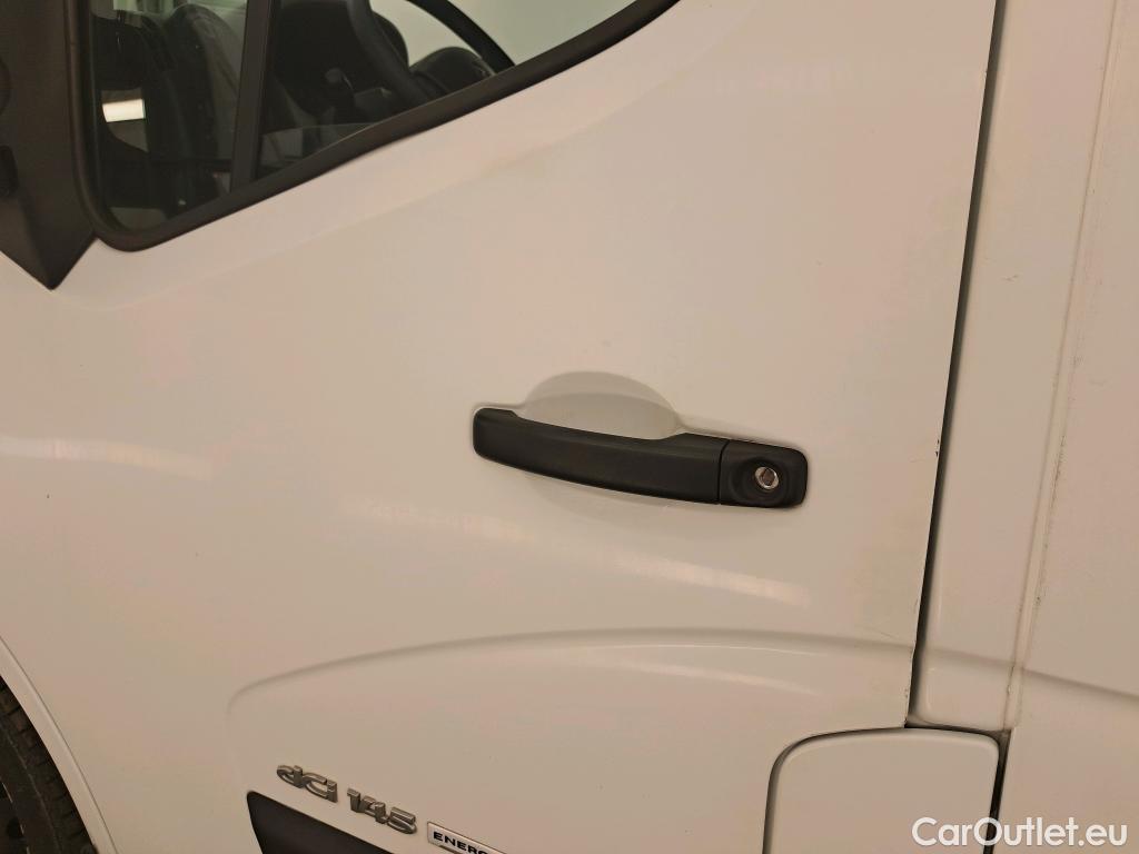  Renault  Master RENAULT  VU 4p Fourgon FG GCf Trac F3500 L2H2 Energy dCi 145 E6 #19