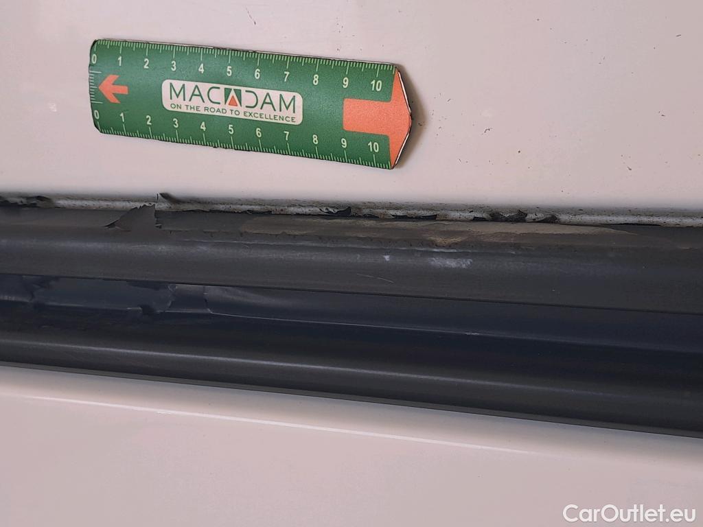  Renault  Master RENAULT  VU 4p Fourgon FG GCf Trac F3500 L2H2 Energy dCi 145 E6 #30