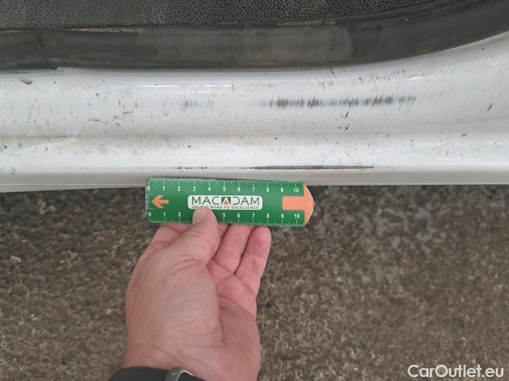  Renault  Master RENAULT  VU 4p Fourgon FG GCf Trac F3500 L2H2 Energy dCi 145 E6 #27