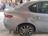  Alfa Romeo  Giulietta ALFA ROMEO GIULIA / 2016 / 4P / BERLINA 2.2 TURBO DIESEL 190CV EXECUTIVE AT8 #43