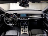  Alfa Romeo   STELVIO ALFA ROMEO / 2017 / 5P / SUV 2.2 TURBO DIESEL 210CV VELOCE AT8 Q4 #3