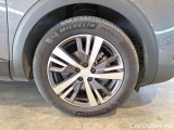  Peugeot  3008 PEUGEOT  / 2020 / 5P / SUV PURETECH TURBO 130 EAT8 SeS ALLURE #17