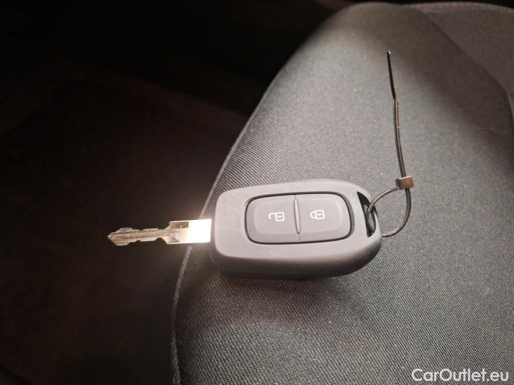  Dacia  Duster 1.5 Blue dCi 115CP Comfort 4WD #2