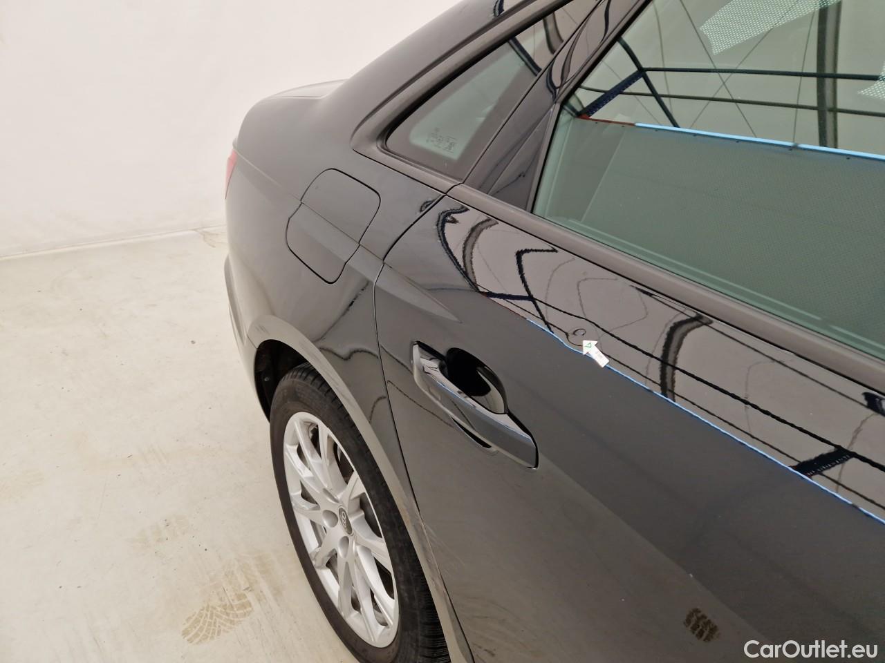  Audi  A4 40 TFSI S tronic quattro #22