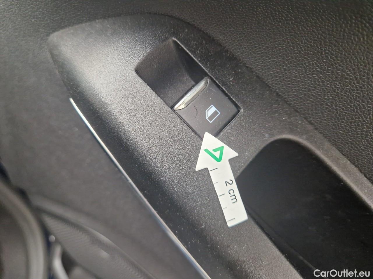  Ford  Fiesta 1.0 100CP Titanium Auto #56