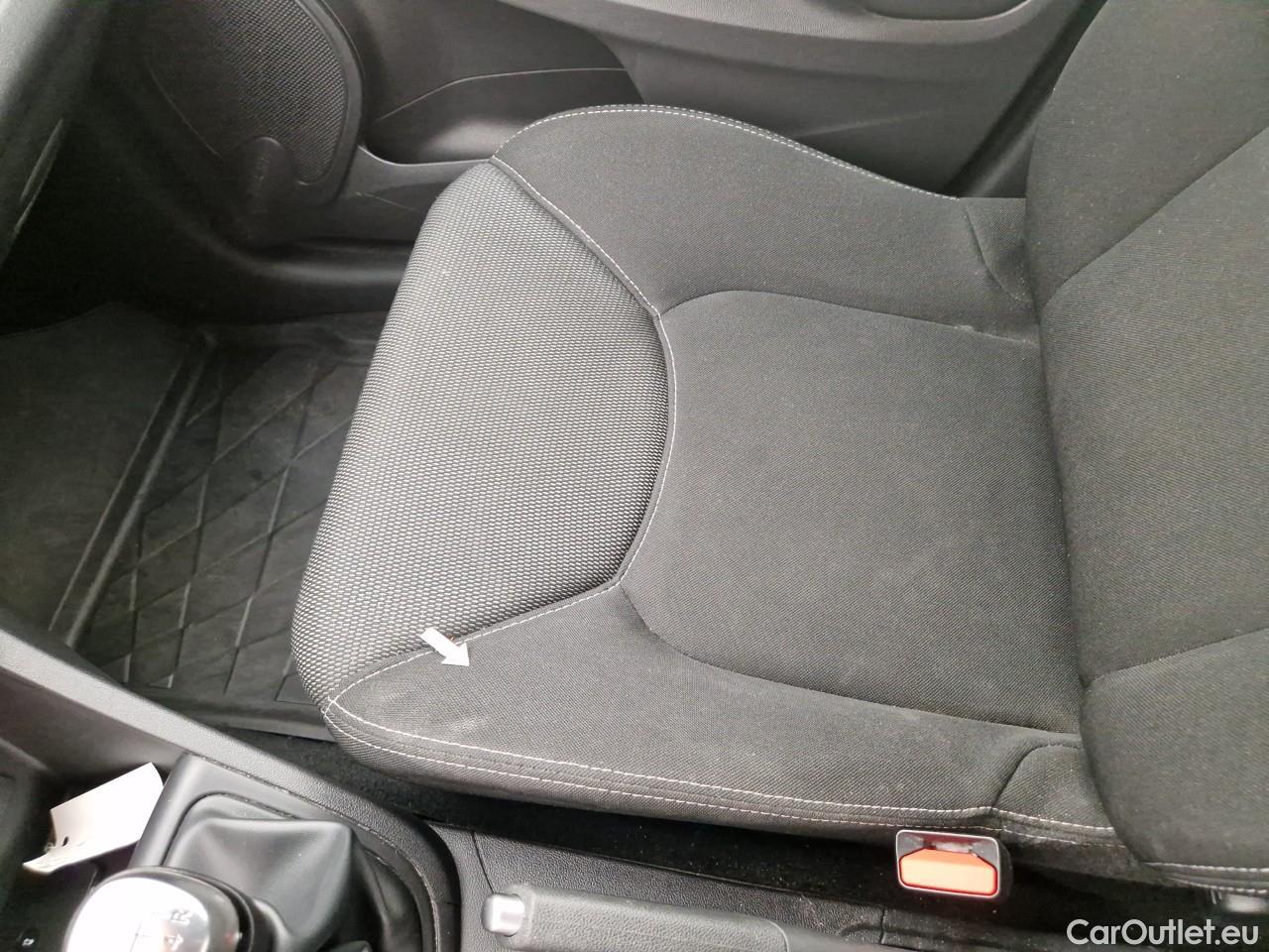  Renault  Clio 0.9 TCe 90CP Life Collection #24
