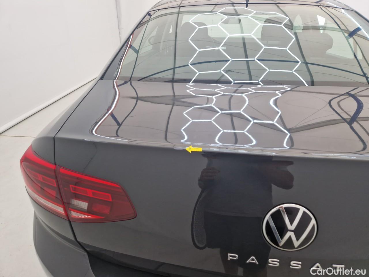  Volkswagen  Passat Comfortline 2.0 TDI DSG 150 CP #13