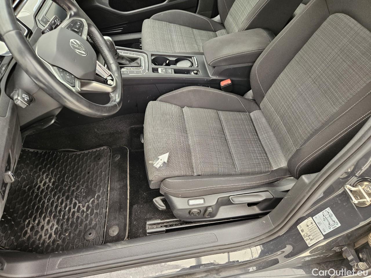  Volkswagen  Passat Comfortline 2.0 TDI DSG 150 CP #29