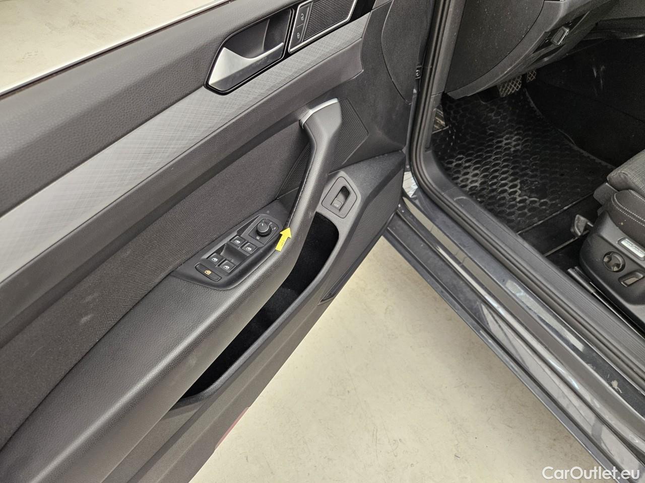  Volkswagen  Passat Comfortline 2.0 TDI DSG 150 CP #27