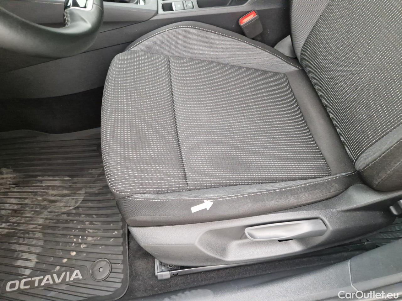  Skoda  Octavia 1.5 TSI 150CP Ambition #46
