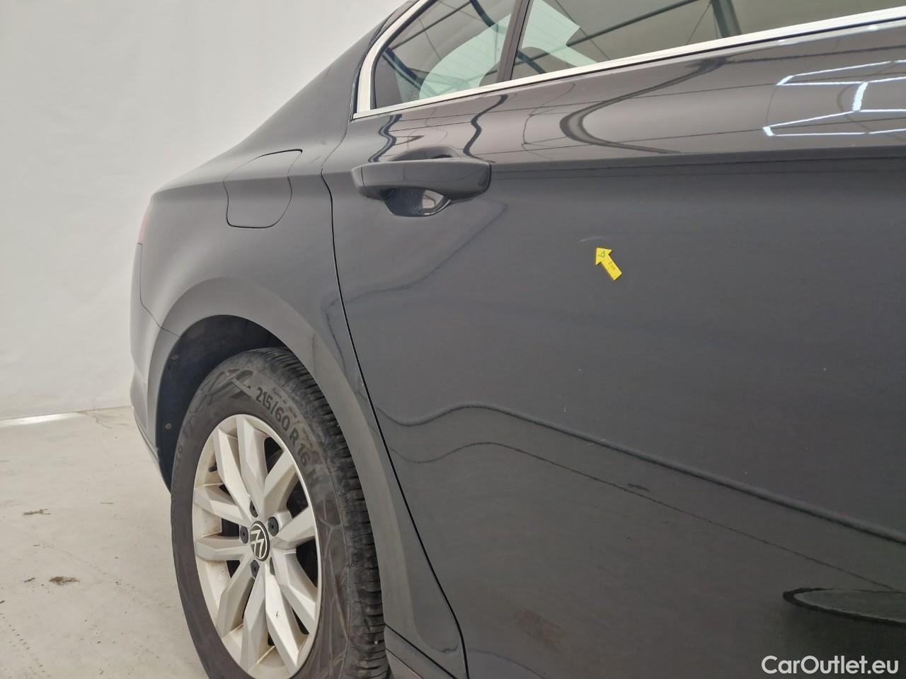  Volkswagen  Passat Comfortline 2.0 TDI DSG 150 CP #10