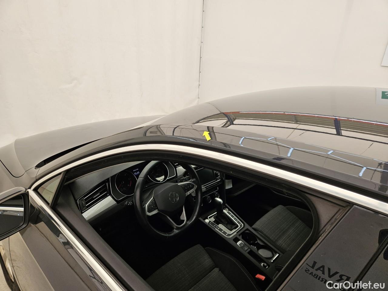  Volkswagen  Passat Comfortline 2.0 TDI DSG 150 CP #3
