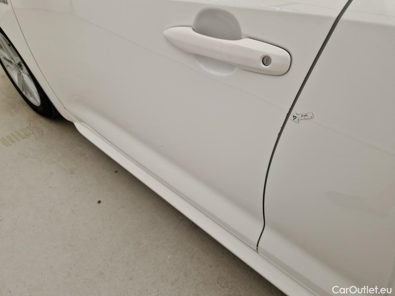  Toyota  Corolla 2.0 Hybrid Dynamic HSD TS E-CVT #2
