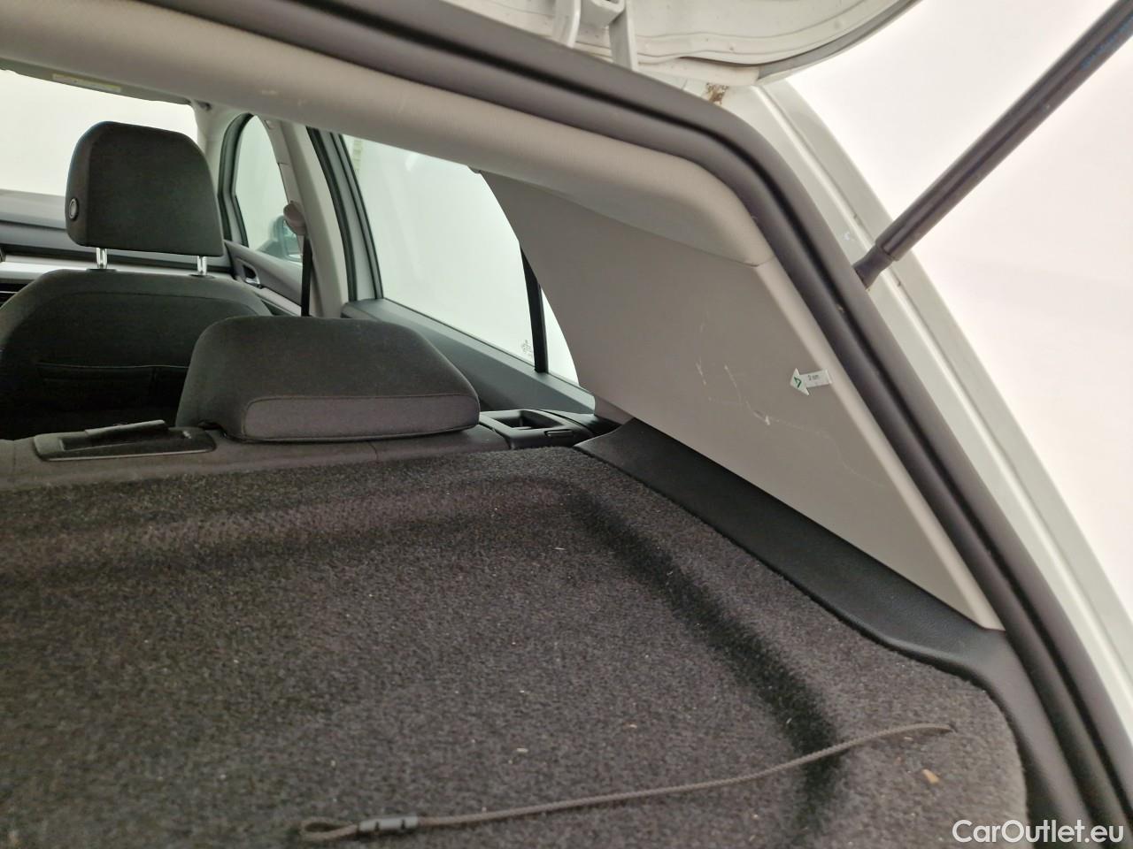  Volkswagen  Golf  Life 1.5 eTSI ACT DSG mild-Hybrid #24