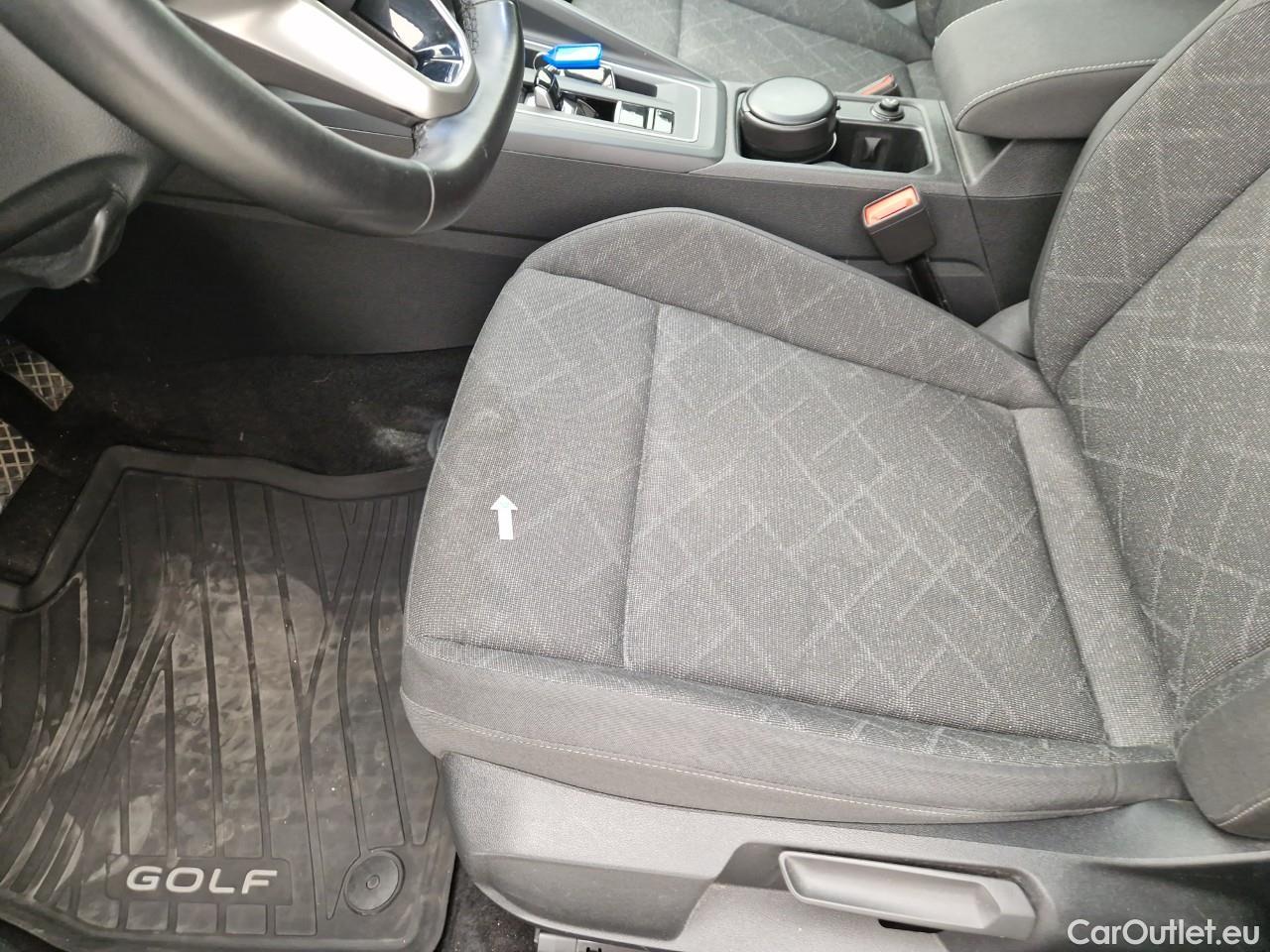  Volkswagen  Golf  Life 1.5 eTSI ACT DSG mild-Hybrid #19