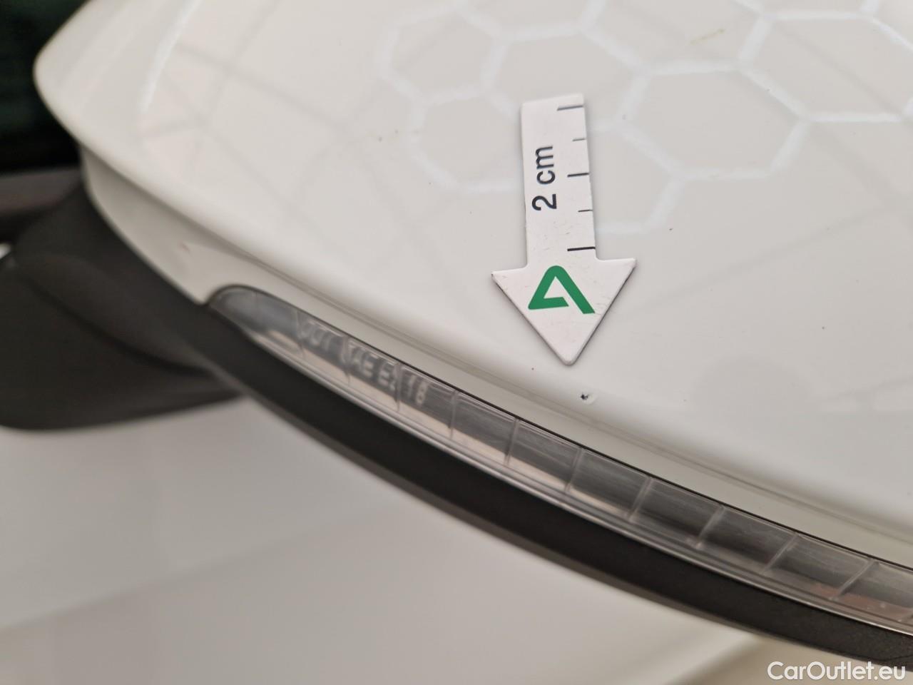  Volkswagen  Golf  Life 1.5 eTSI ACT DSG mild-Hybrid #6
