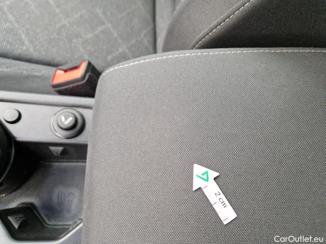  Volkswagen  Golf  Life 1.5 eTSI ACT DSG mild-Hybrid #21