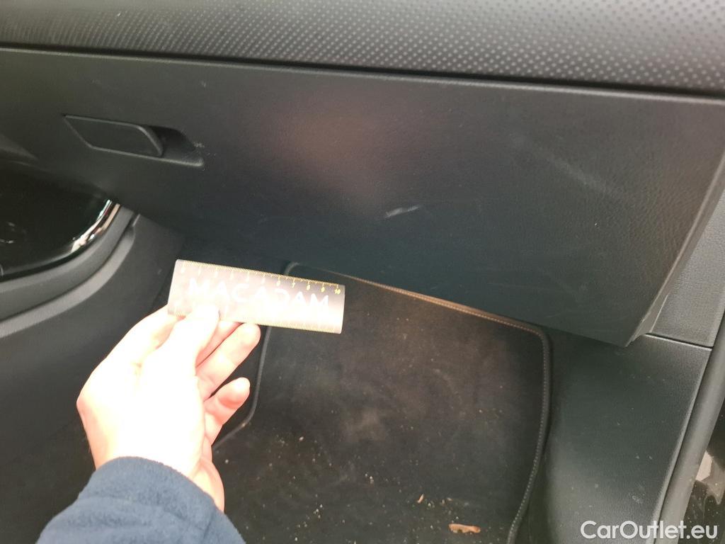  Mercedes  A-Klasse MERCEDES-BENZ Classe A Berline / 2022 / 4P / Berline A 180 Business Line 7G-DCT #20
