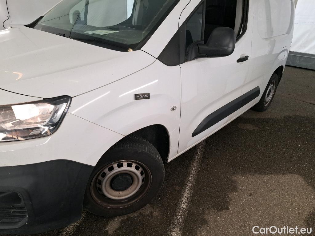  Citroen  Berlingo  Fourgon Club M 650 1.5 BlueHDi 75CV BVM5 E6dT #24