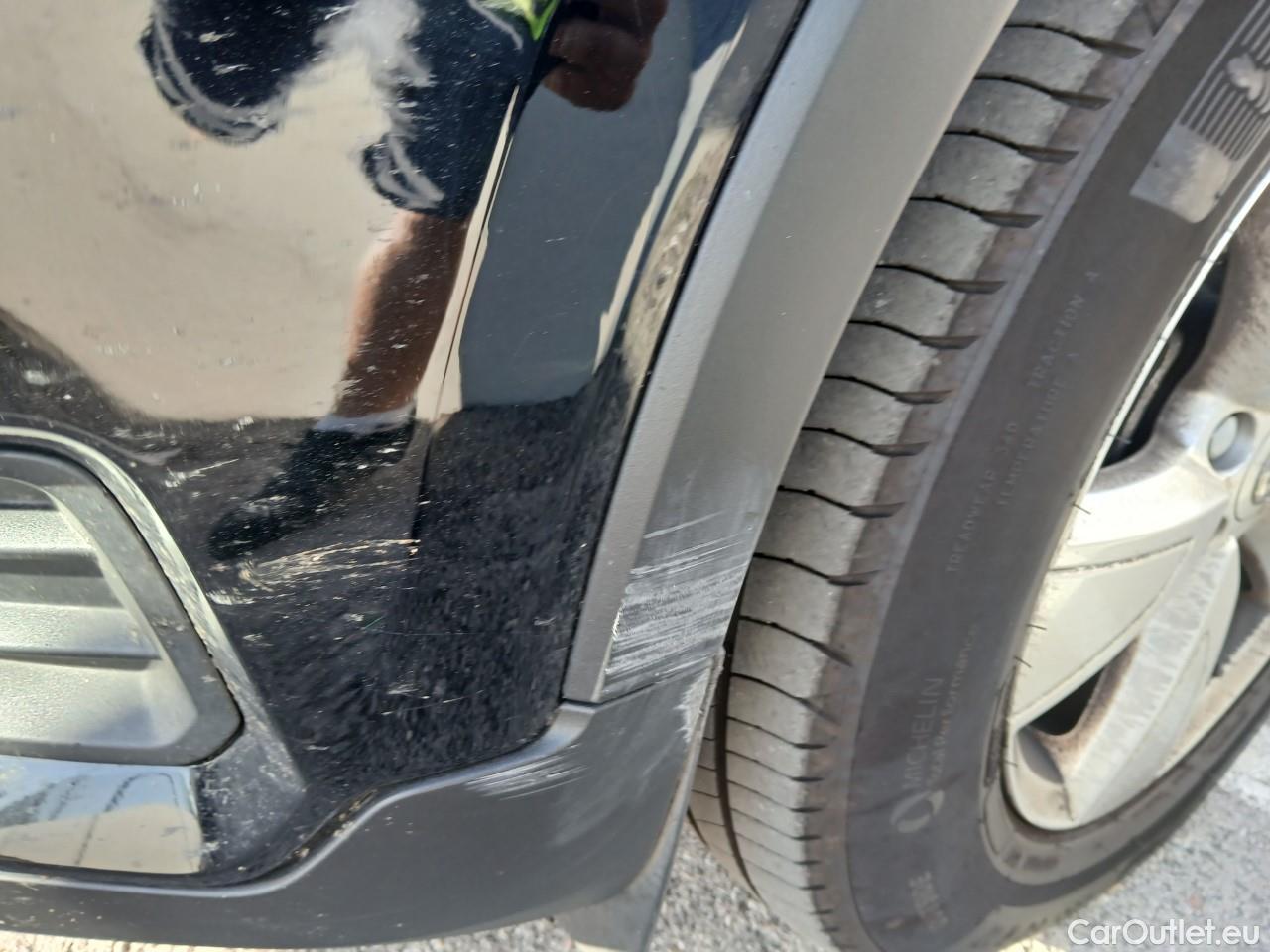  Volvo  XC 40 VOLVO XC40 / 2017 / 5P / todoterreno 1.5 T2 Momentum Core #10