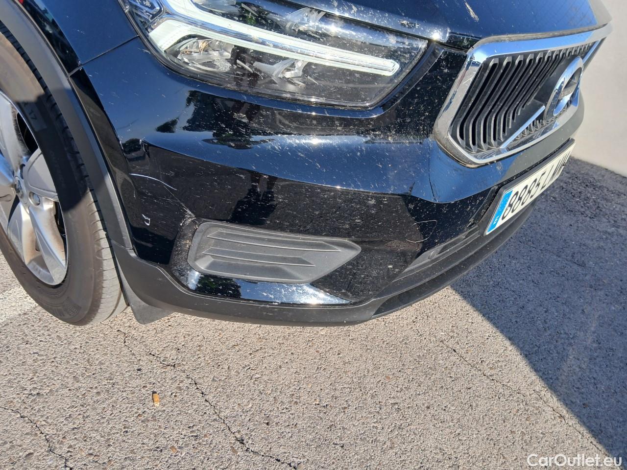  Volvo  XC 40 VOLVO XC40 / 2017 / 5P / todoterreno 1.5 T2 Momentum Core #4