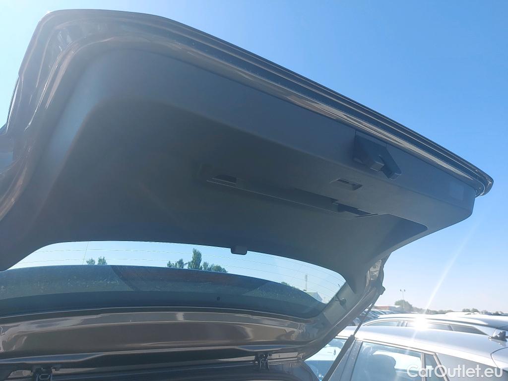  Volkswagen  T-CROSS  Advance 1.0 TSI 115CV AT7 E6dT #13